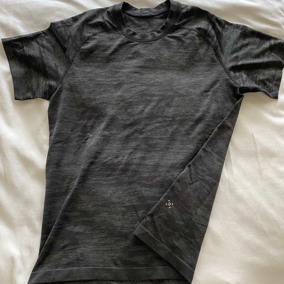 Lululemon Metal Vent Breathe - Picture 3 of 4